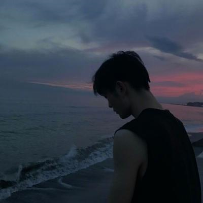 主動(dòng)提分手的男人人品，主動(dòng)提分手的男人會(huì)難過的嗎