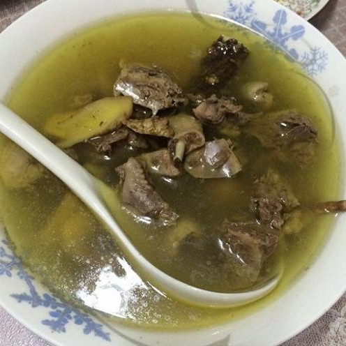 鴨肉是濕氣重的食物嗎，鴨肉與什么搭配補(bǔ)氣血