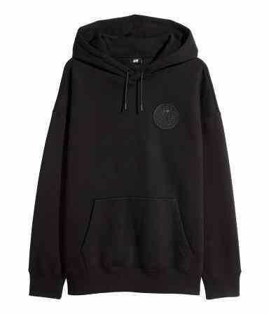 The Weeknd 透露二度與 H&M 聯(lián)名，肯迷：今年秋冬只穿這一件！