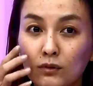 吳昕、baby素顏對比照曝光，卸妝前后差別巨大秒變路人！