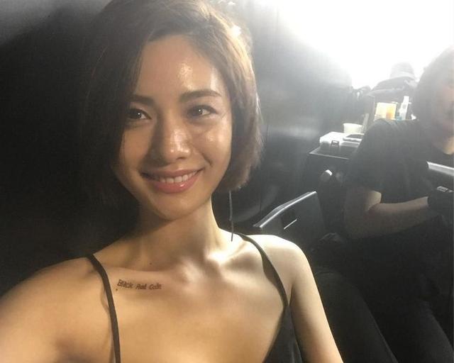 服裝跟著發(fā)型走，看NANA減短后變得多帥氣