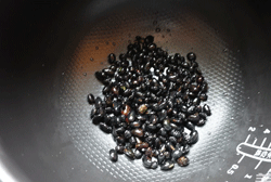 健康美食粥系列：養(yǎng)胃黑豆南瓜粥做法介紹