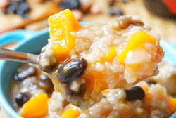 健康美食粥系列：養(yǎng)胃黑豆南瓜粥做法介紹
