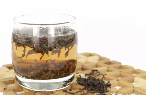倒掉隔夜茶，你將后悔死！