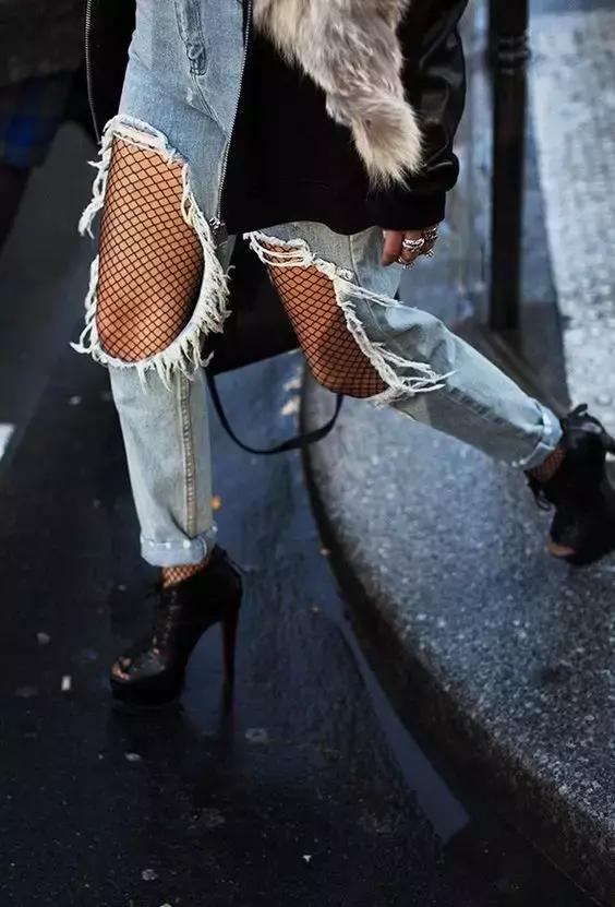 服裝搭配：女人到了25+的年齡，衣服別這樣穿！