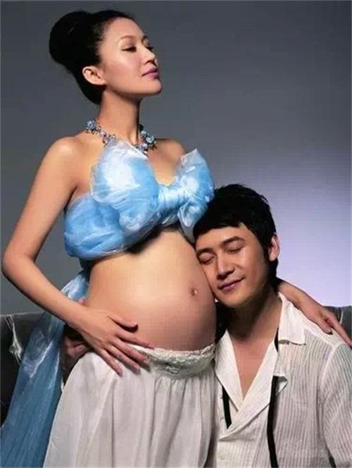 從校園到結(jié)婚一路走來20年，有一種愛情叫陸毅和鮑蕾！