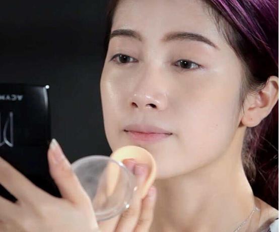女人再好看也別總是素顏，高級(jí)化妝師的淡妝教程，新手看一遍就會(huì)