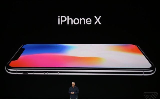 新特性實(shí)在太逆天 IphoneX再次引領(lǐng)手機(jī)新潮流