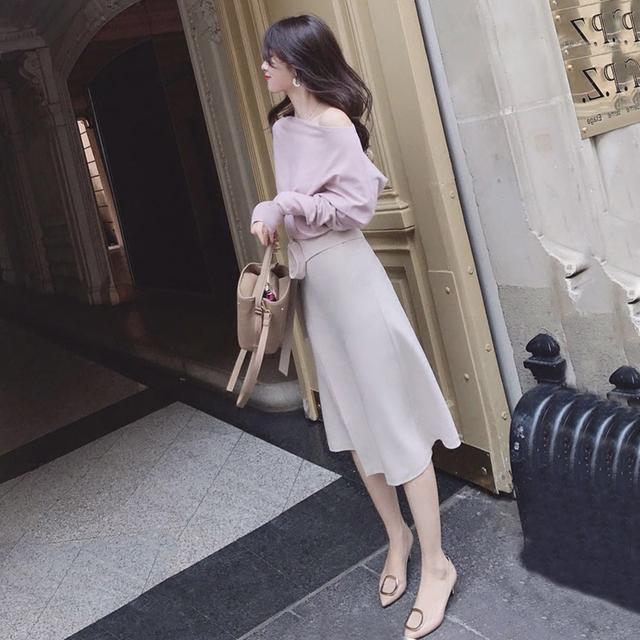 超個性衣服，時髦又不失韻味，女人味十足，讓你盡顯年輕的風(fēng)采