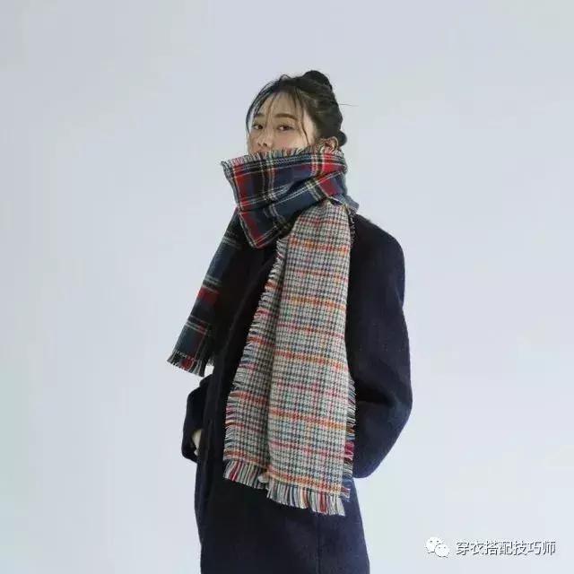 服裝搭配：如何利用衣服上的小設(shè)計，提升整體造型時髦感