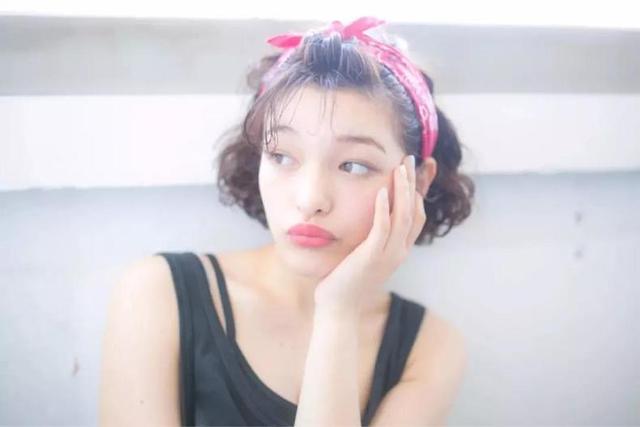 發(fā)量少、頭發(fā)短怎么扎發(fā)？多數(shù)女生不知道