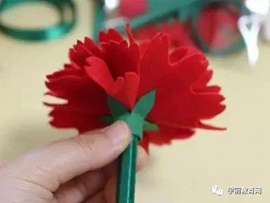 母親節(jié)：康乃馨手工大全，點(diǎn)燃媽媽的愛！