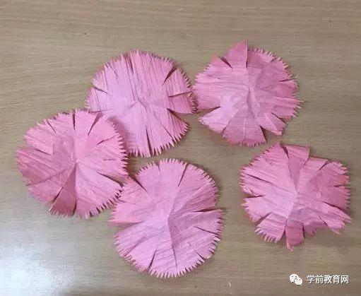 母親節(jié)：康乃馨手工大全，點(diǎn)燃媽媽的愛！