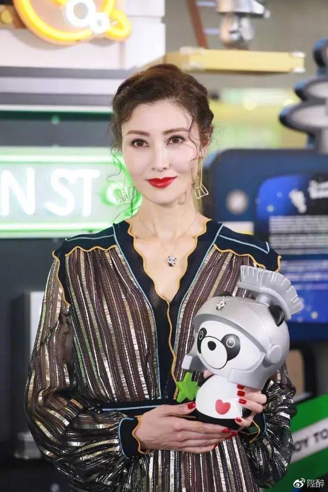 別再“披頭散發(fā)”了！尤其是有這3個特點(diǎn)的女生！