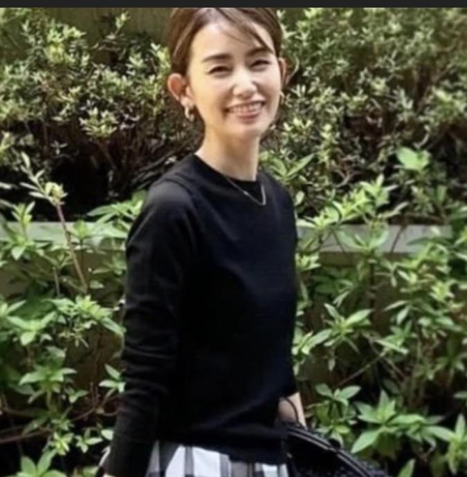 40到50圓潤(rùn)身材的女人穿衣打扮技巧