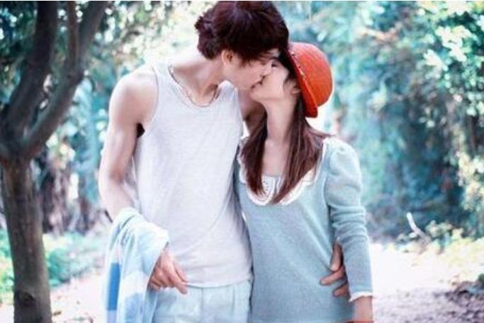 女生說花開了暗示什么，當異性說花開了是什么意思