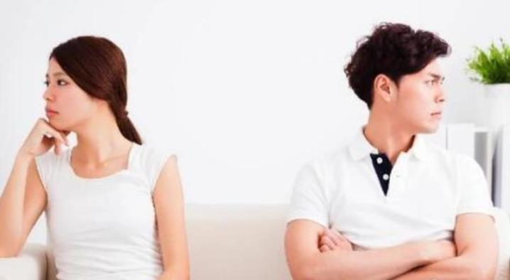 夫妻長(zhǎng)期不講話不溝通的后果，女人長(zhǎng)期不理男人的后果