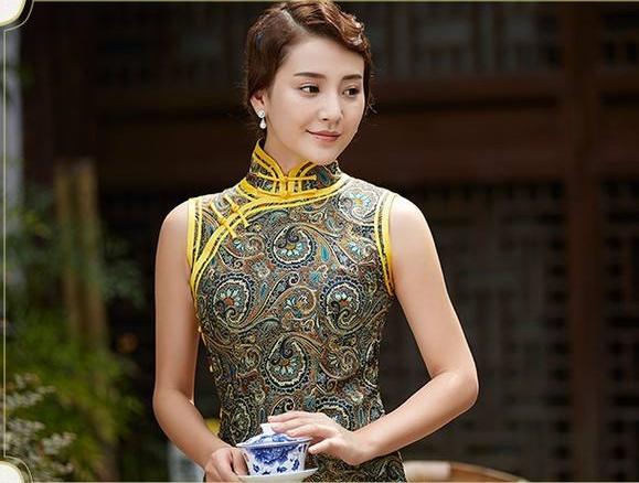 為什么很少人穿旗袍，為什么大街上很少人穿旗袍
