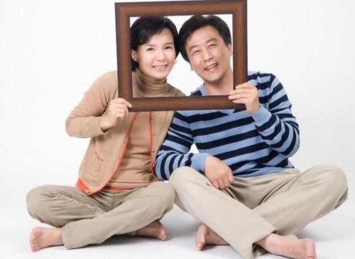 女人向你訴苦暗示什么，喪偶的男人能不能嫁