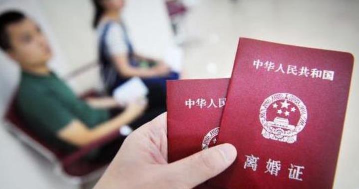老公要陪嫁錢怎么對付，女人陪嫁的錢離婚歸誰