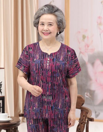老年人不宜穿三種衣服，老人忌諱的顏色的衣服