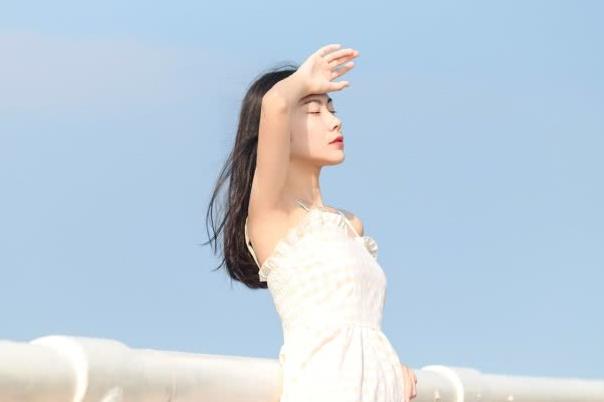 如何鎮(zhèn)住強勢的女人，如何克服強勢的女人