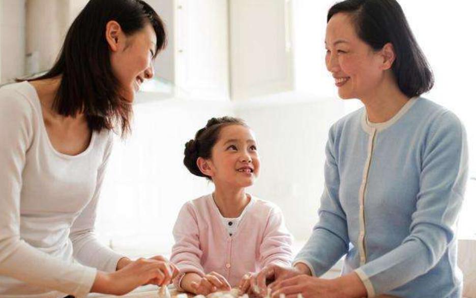 嬰兒最難帶的三個(gè)階段，老人帶娃最佳退出時(shí)間