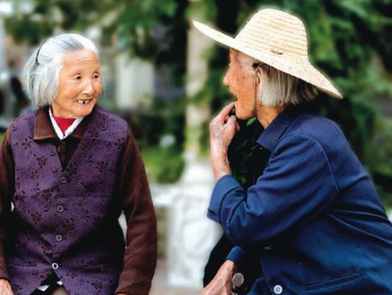 老人三個毛病討人厭，老人頭發(fā)不白迷信說法