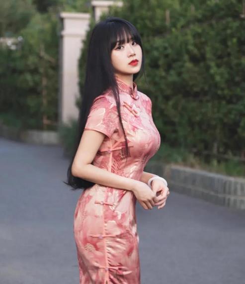 什么身材適合穿旗袍，敢穿旗袍的女人的性格
