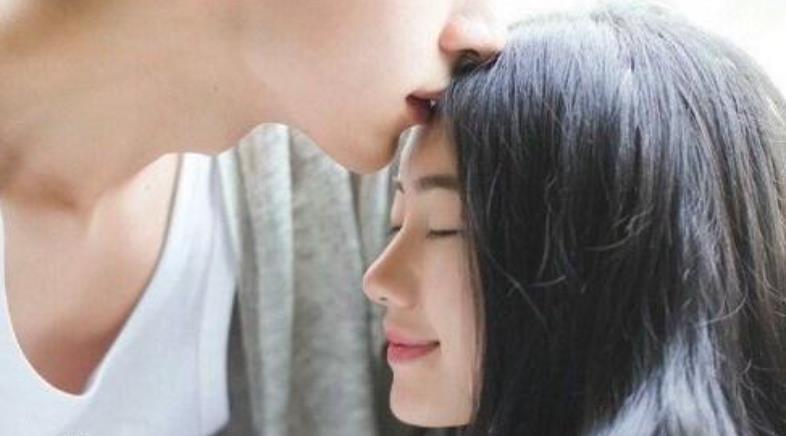 示弱的女人高情商表現(xiàn)，聰明女人善于示弱的表現(xiàn)
