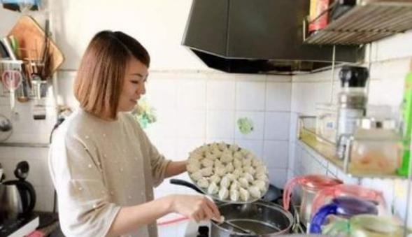 女人不會(huì)做飯能娶嗎，老婆不愿意做飯是不夠愛嗎