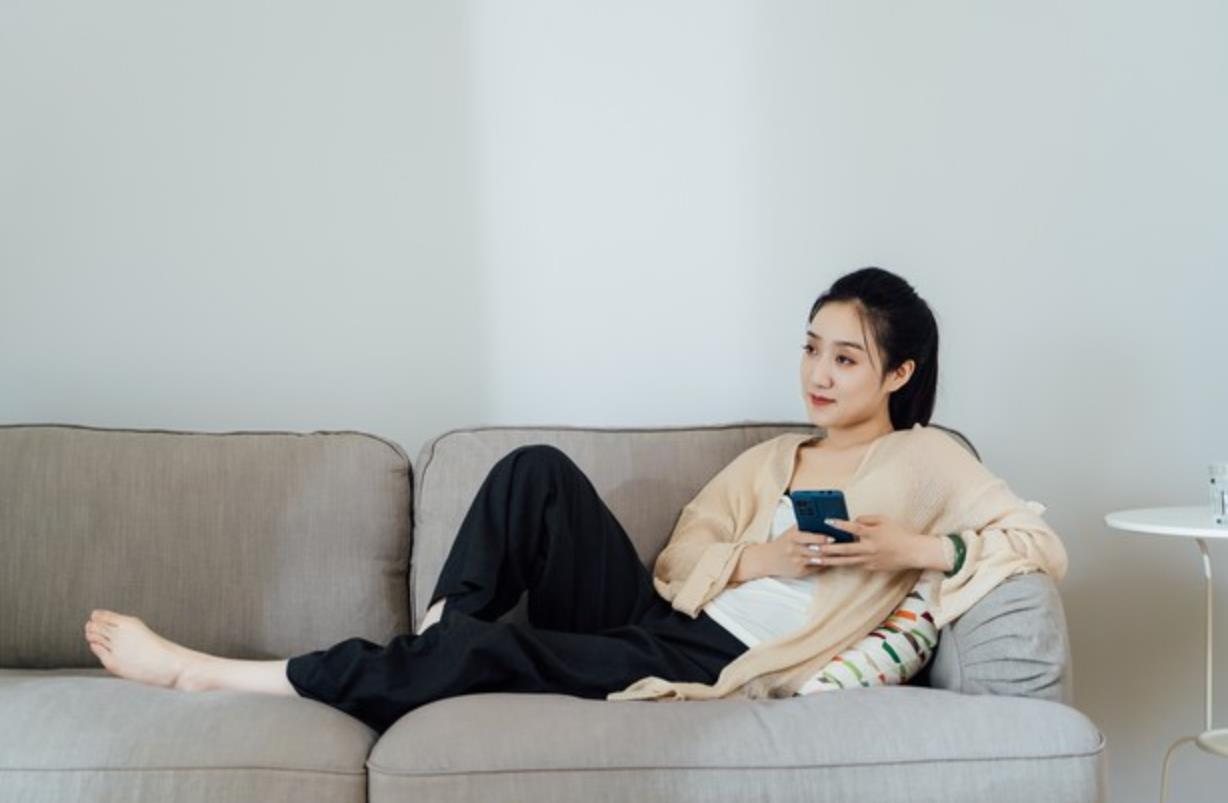 老公不交工資給老婆意味著什么